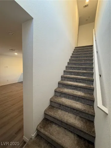 $1,950 | 10774 Astell Isle Court, Las Vegas, NV 89166