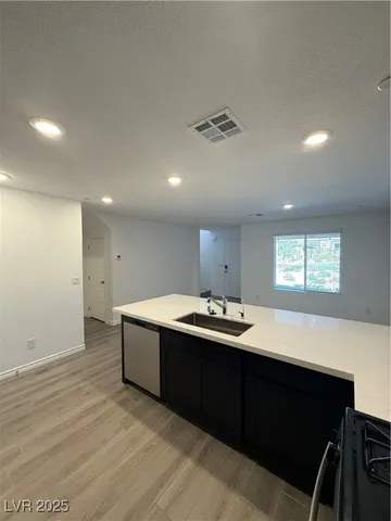 $1,950 | 10774 Astell Isle Court, Las Vegas, NV 89166