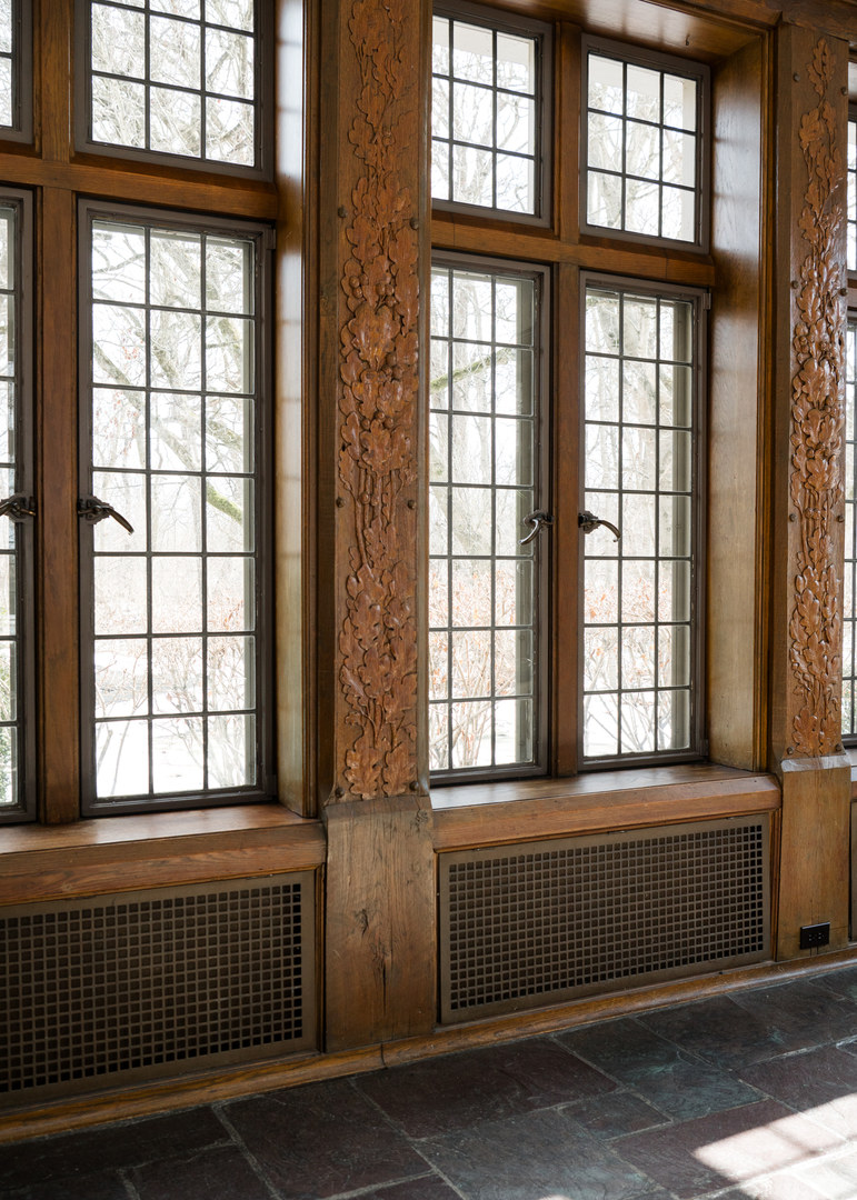 1650 Green Bay Road Lake Bluff, IL 60044 - Photo 13 of 63 a view of an empty room with a window