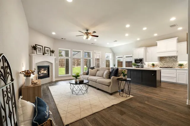 $475,000 | 827 Esk Avenue, Celina, TX 75009