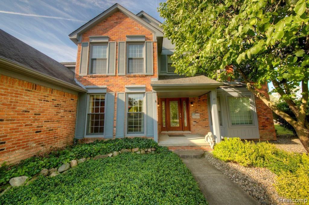 41295 Beacon Road Novi, MI 48375 - Photo 3 of 50