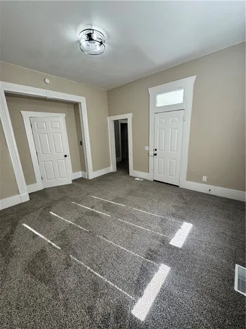 $163,900 | 613 South Washington Street, Clinton, MO 64735