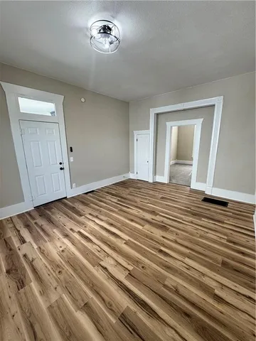 $163,900 | 613 South Washington Street, Clinton, MO 64735