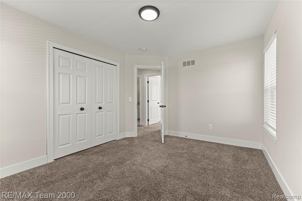 215 Clinton Street Romeo, MI 48065 - Photo 33 of 34