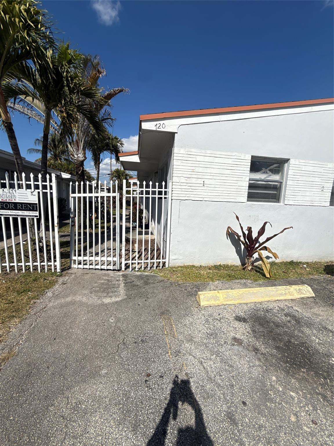 720 Southwest 7th Street, Unit 1 Dania Beach, FL 33004 - Photo 2 of 26 Photo 2