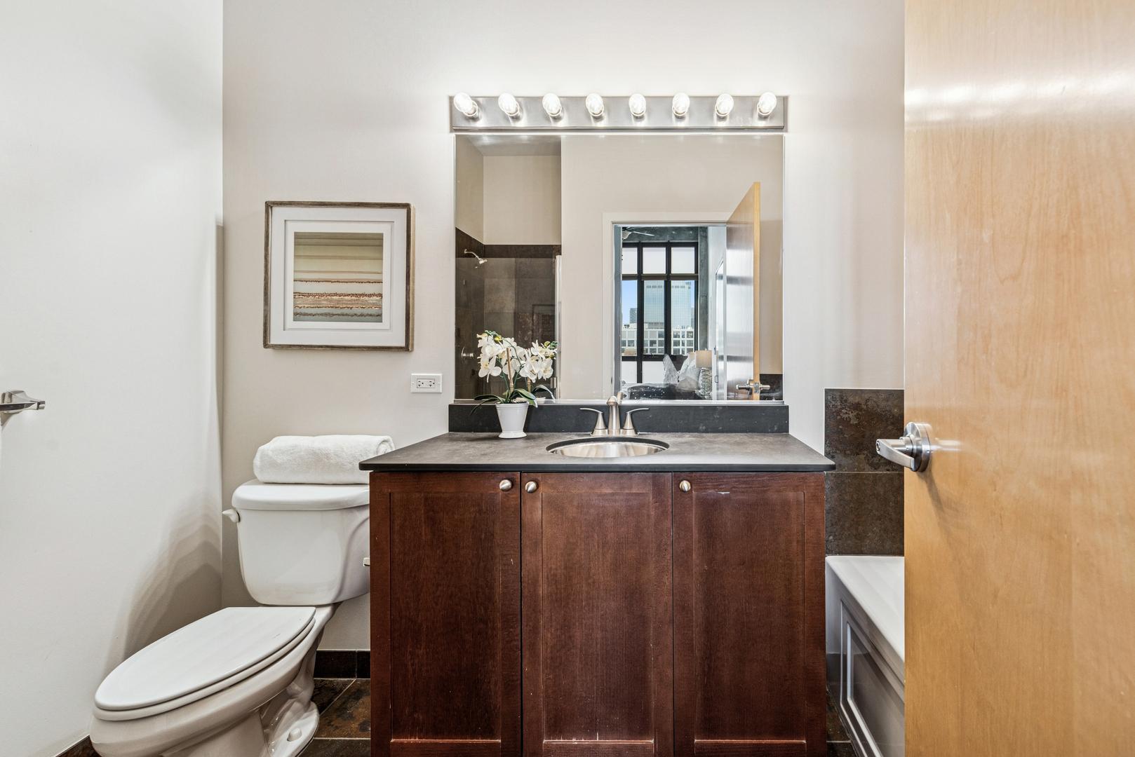 321 South Sangamon Street, Unit 908 Chicago, IL 60607 - Photo 10 of 15 Gallery Image 10