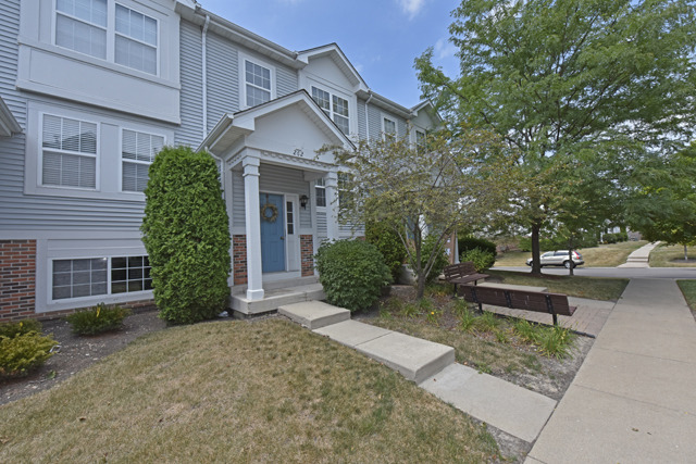 262 Holiday Lane, Unit 262 Hainesville, IL 60073 - Photo 1 of 23
