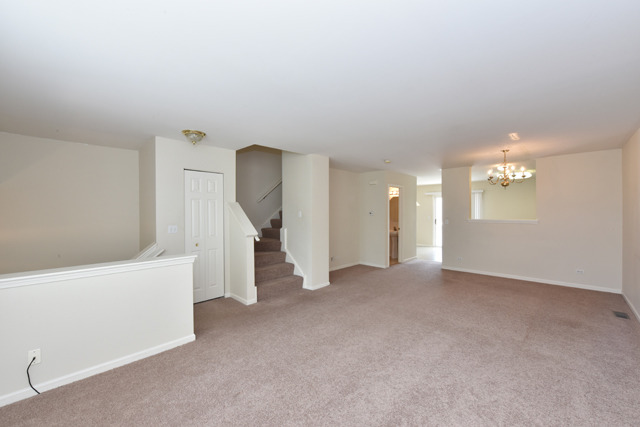 262 Holiday Lane, Unit 262 Hainesville, IL 60073 - Photo 3 of 23