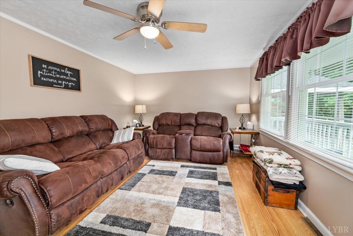 534 Dearborn Road Evington, VA 24550 - Photo 7 of 43 Gallery Image 7
