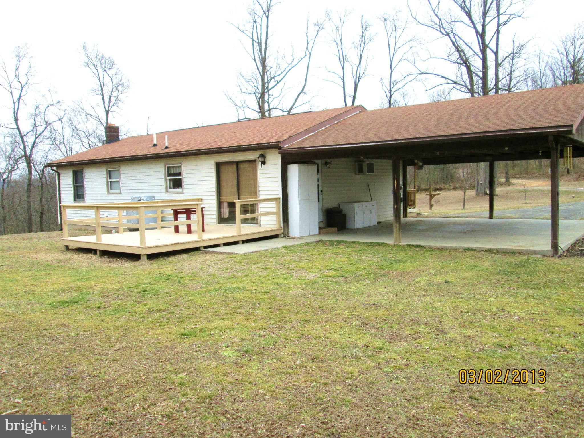 8957 Corner Road Hancock, MD 21750 - Photo 4 of 26 Exterior (Rear)