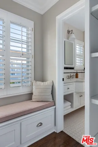 $1,199,000 | 118 1/2 Flores Street, Los Angeles, CA 90048