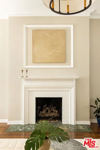 $1,199,000 | 118 1/2 Flores Street, Los Angeles, CA 90048