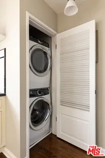 $1,199,000 | 118 1/2 Flores Street, Los Angeles, CA 90048