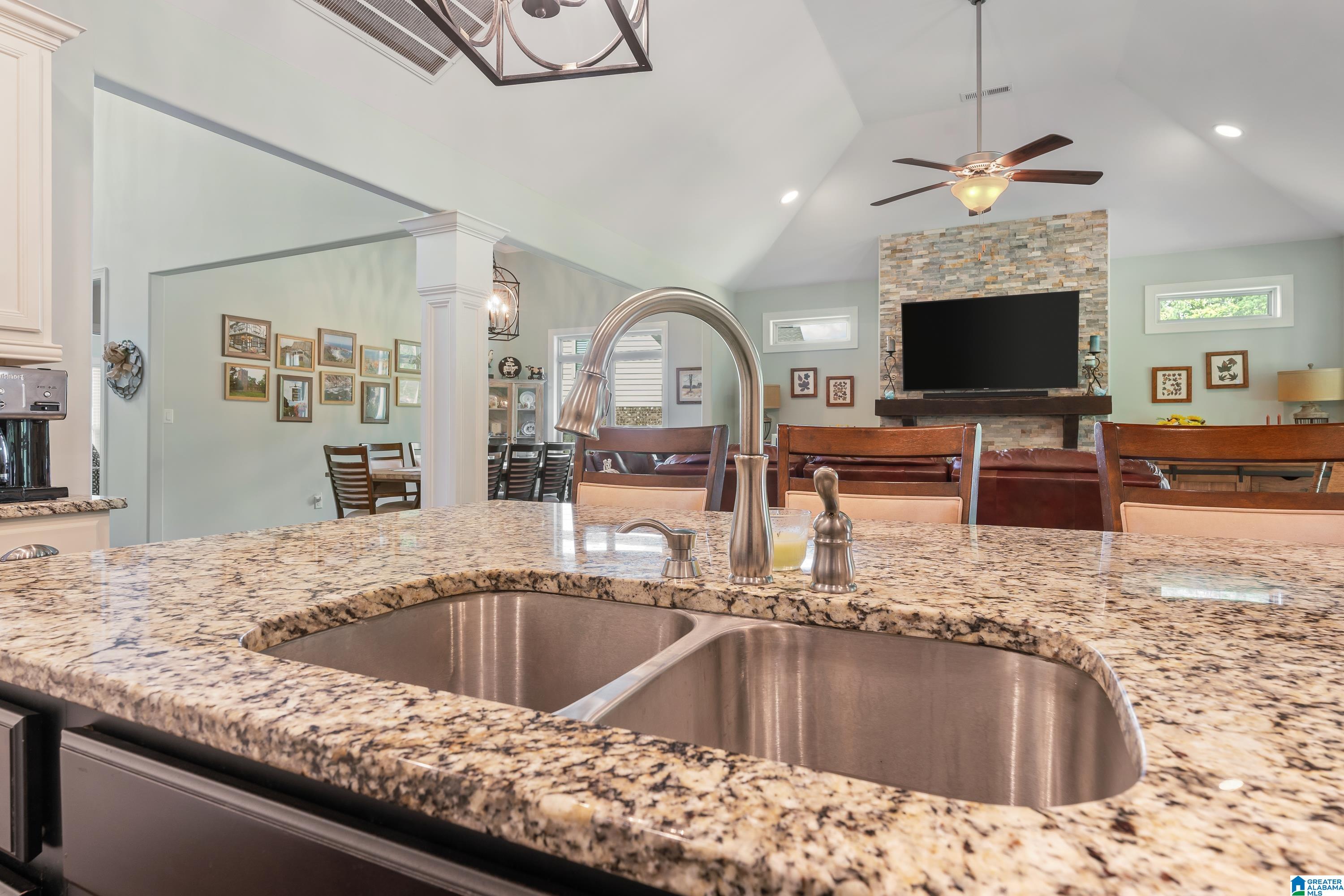 533 Kirkwall Circle Pelham, AL 35124 - Photo 12 of 59
