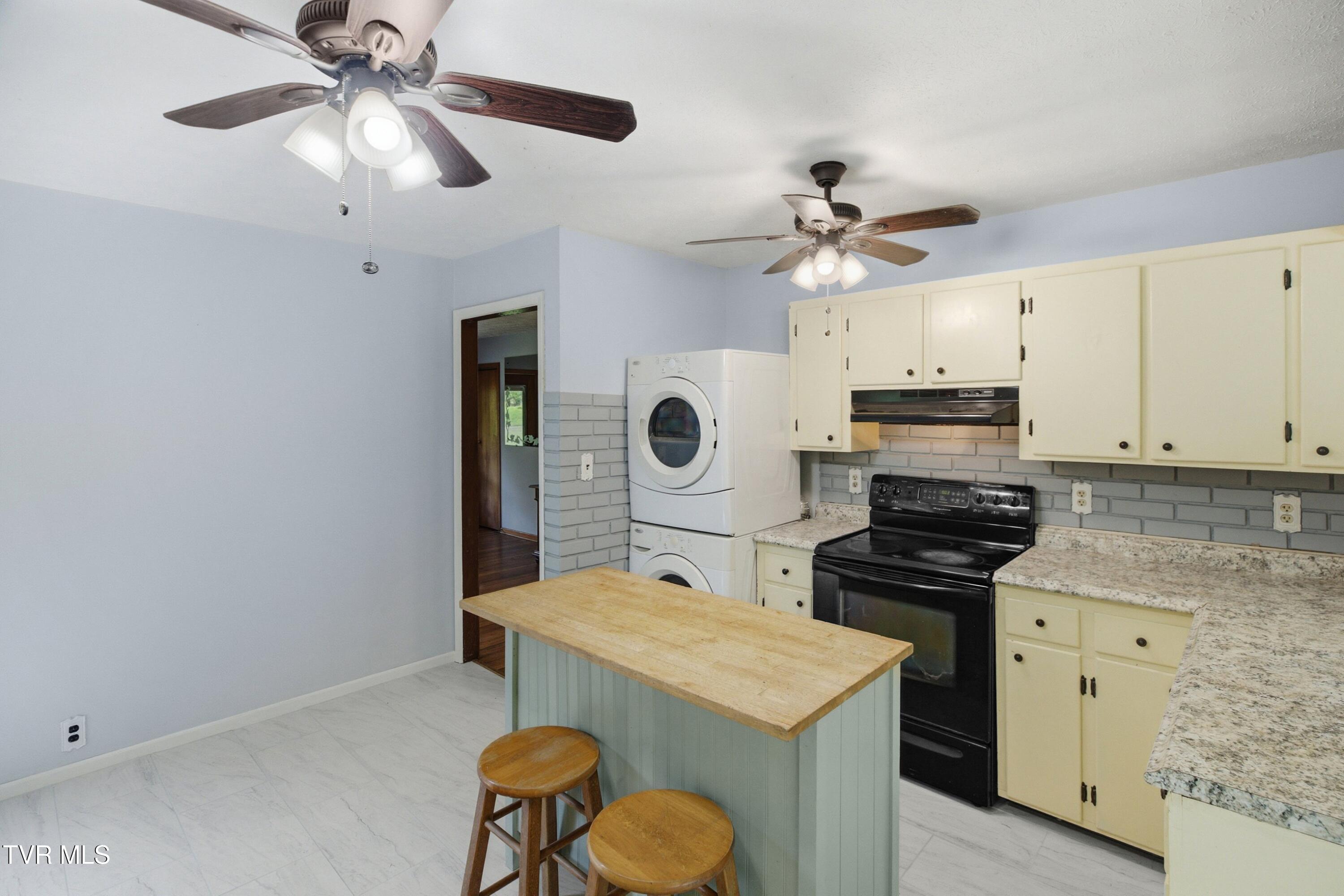 4124 Big Creek Road Hartford, TN 37753 - Photo 13 of 56 011-4124BigCreekRoad-Hartford-TN-37753-S