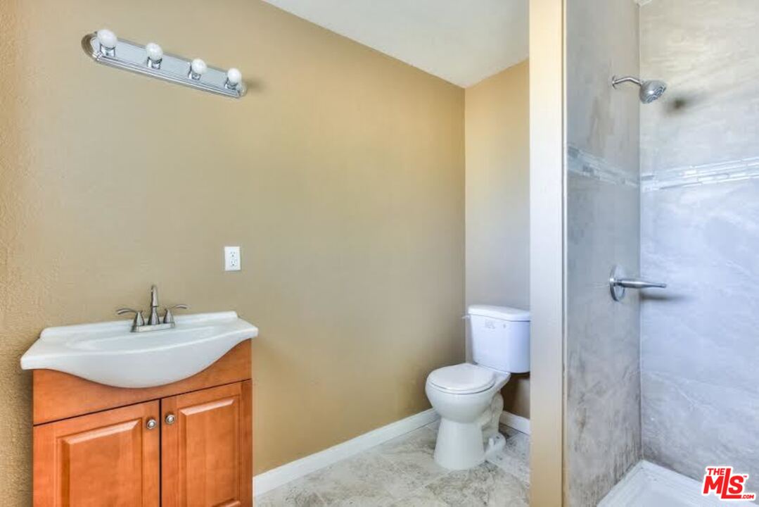 2769 West 7th Street Rialto, CA 92376 - Photo 11 of 11