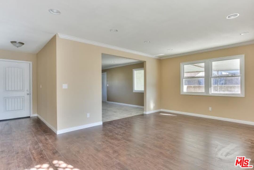 2769 West 7th Street Rialto, CA 92376 - Photo 3 of 11