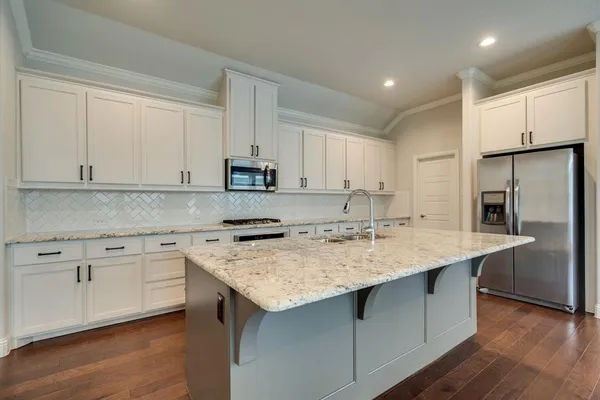 $2,640 | 605 Boardwalk Way, Argyle, TX 76226