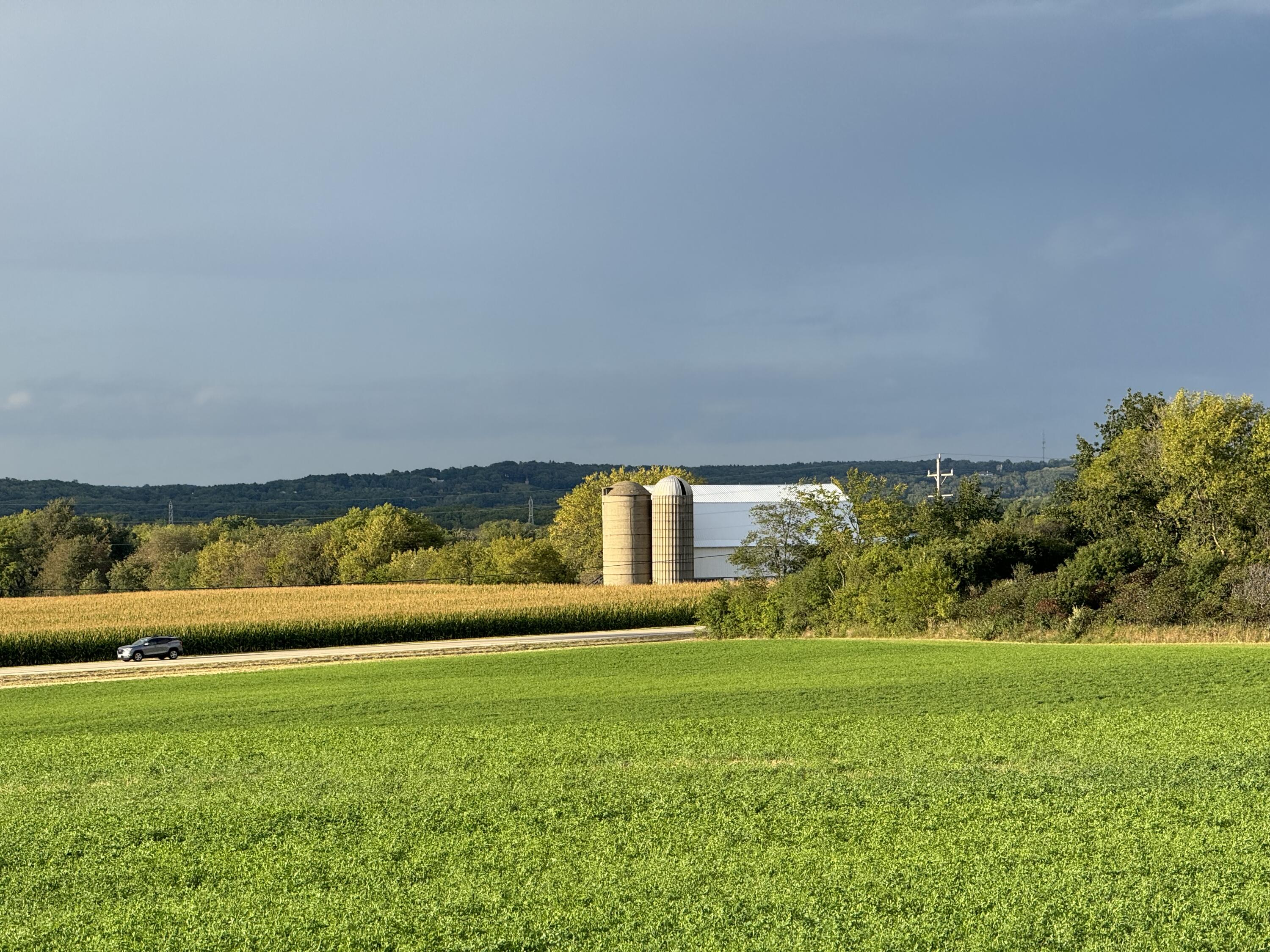 Lt4 Lt4 Lulu Lane East Troy, WI 53120 - Photo 3 of 9 Awesome View