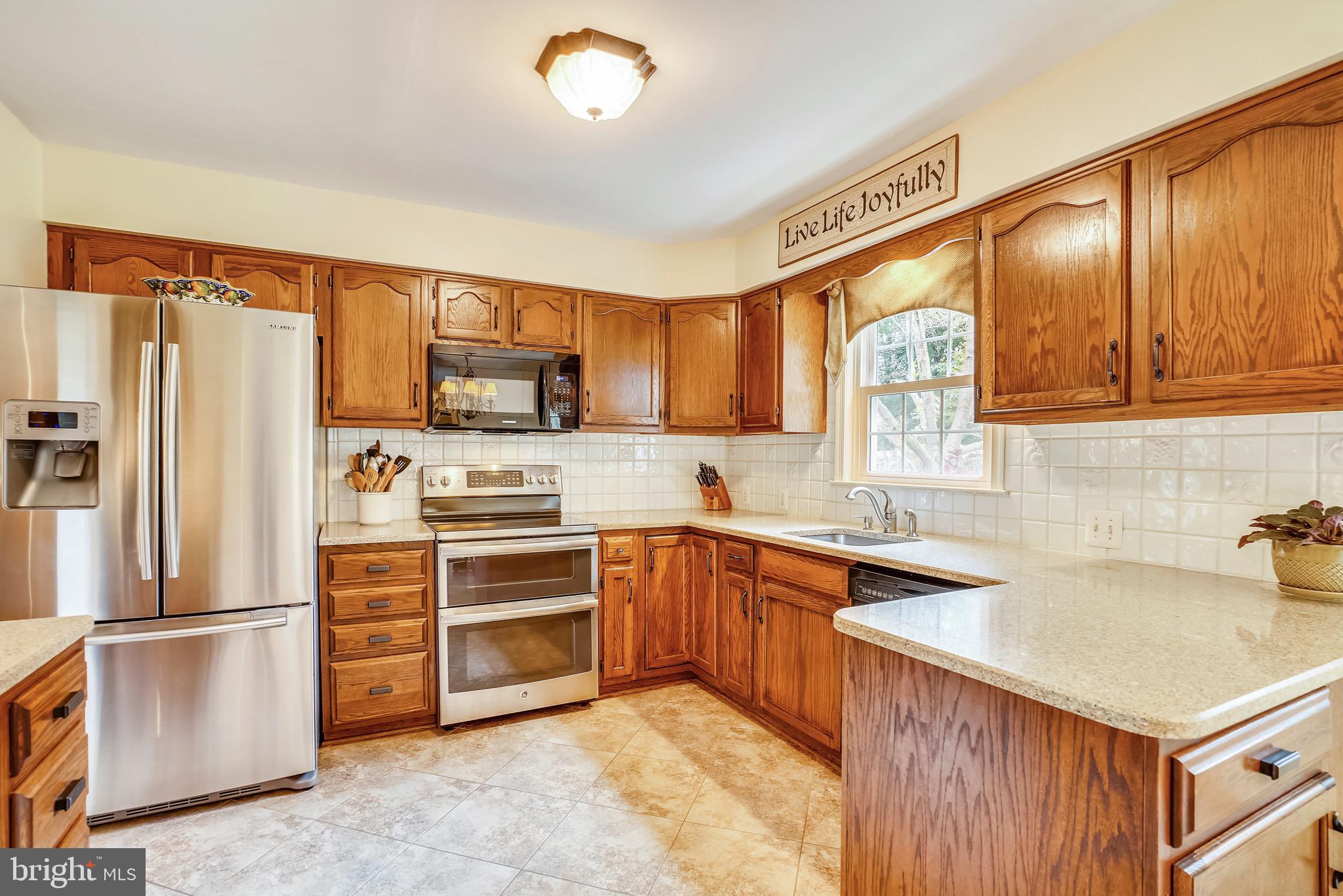 8217 Rippling Branch Road Laurel, MD 20723 - Photo 17 of 59 Gallery Image 17