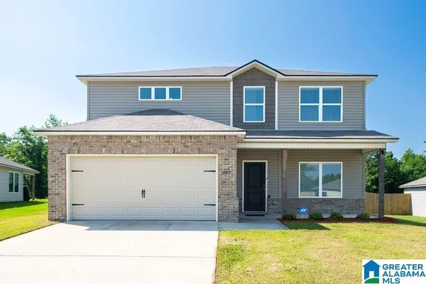 $294,900 | 2215 West Middlebrooke Crossing, Odenville, AL 35120