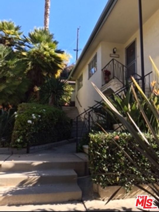 8138 Pershing Drive Playa del Rey, CA 90293 - Photo 4 of 5 Gallery Image 4