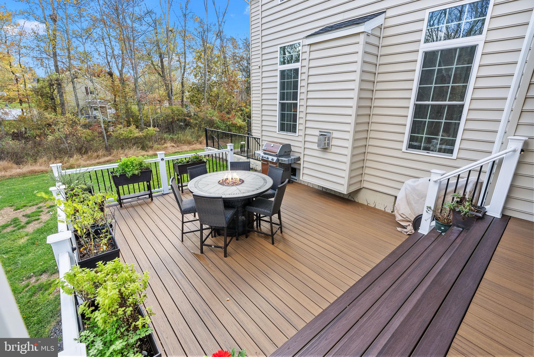 2425 Access Road Warrington, PA 18976 - Photo 26 of 59 2 tiered deck
