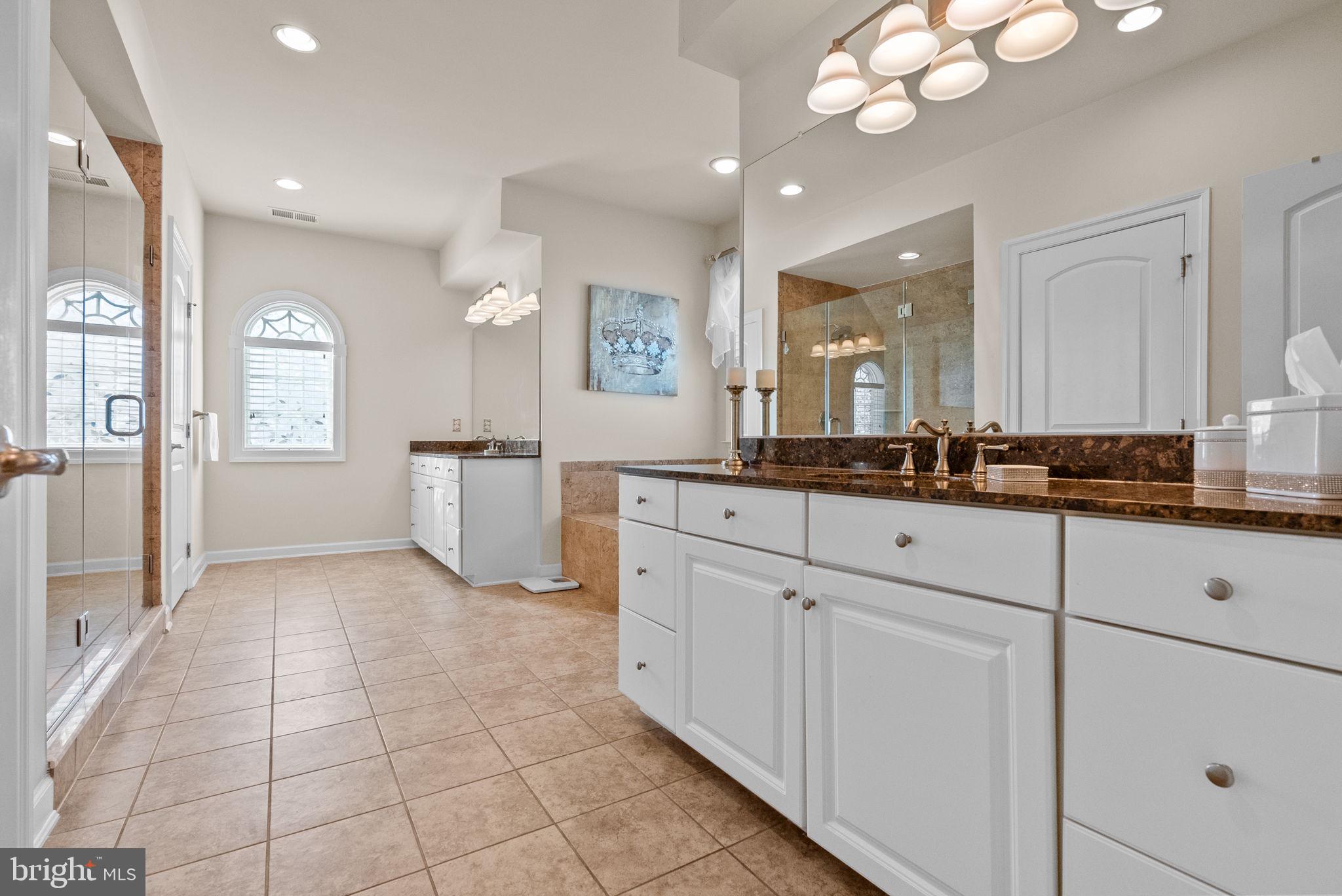 2425 Access Road Warrington, PA 18976 - Photo 35 of 59 Owners bathroom