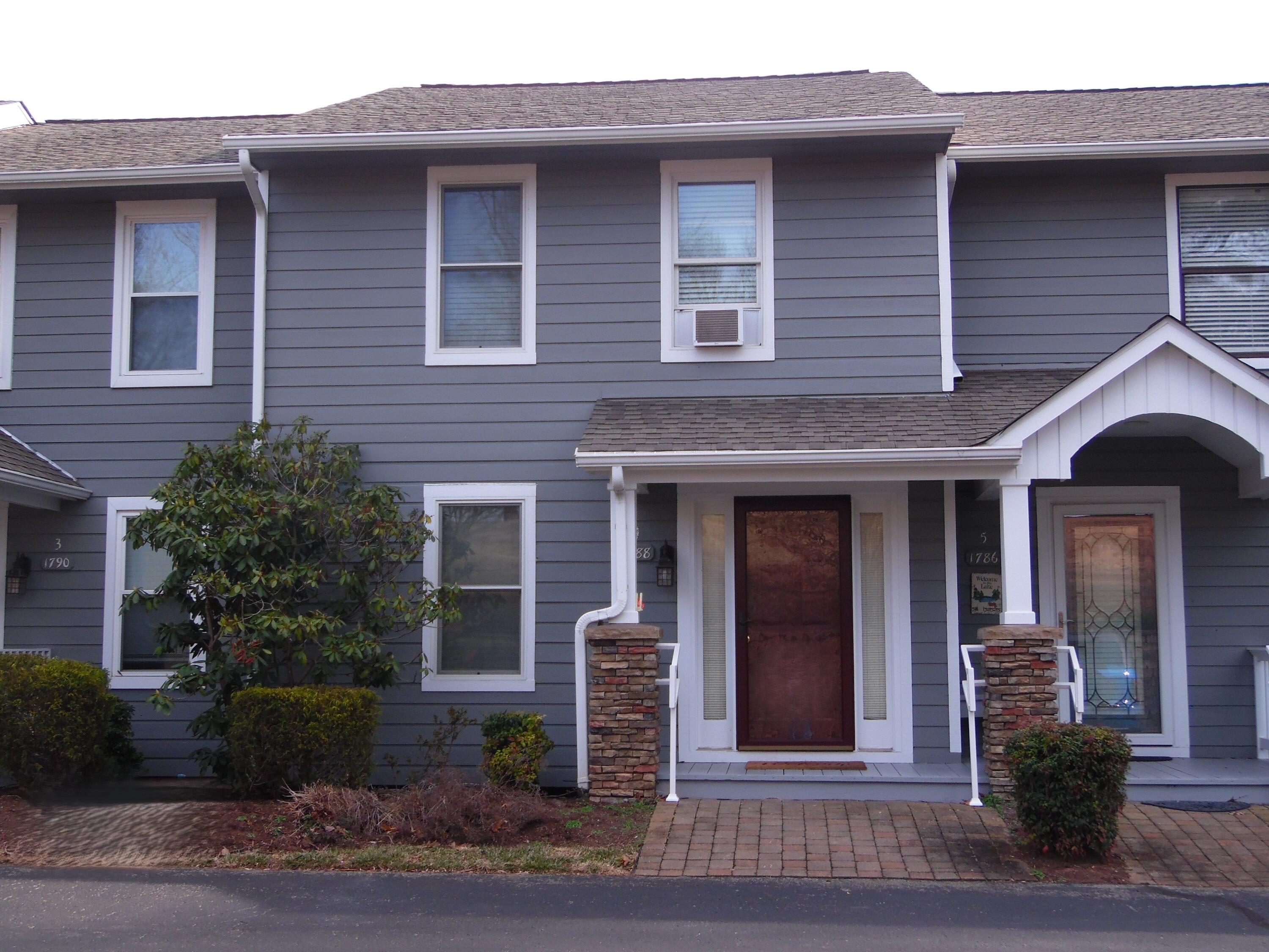 1788 Windlass Road, Unit C4 Moneta, VA 24121 - Photo 3 of 79 Front of townhome