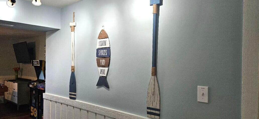 1788 Windlass Road, Unit C4 Moneta, VA 24121 - Photo 52 of 79 Lake level hallway