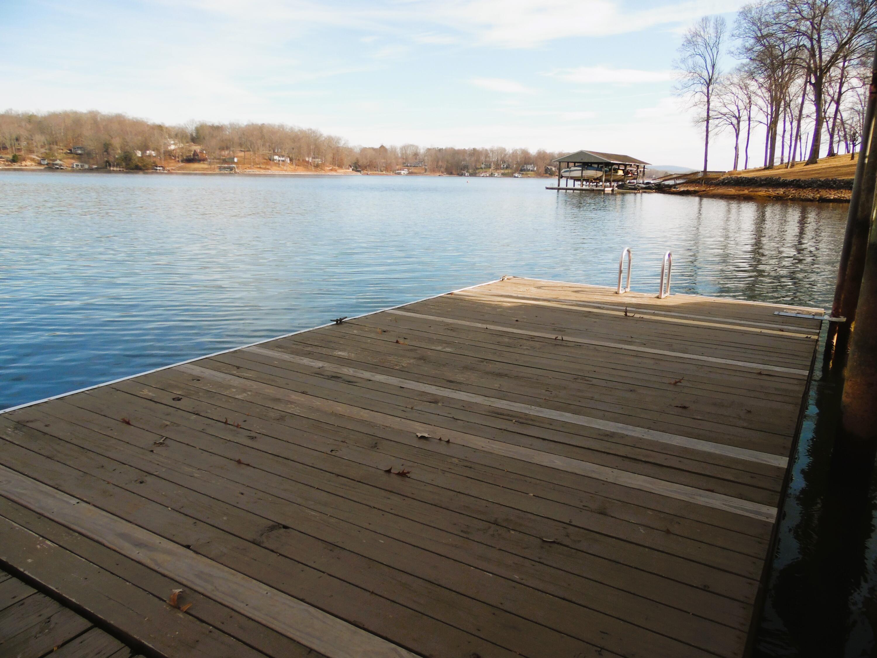 1788 Windlass Road, Unit C4 Moneta, VA 24121 - Photo 70 of 79 left side floating dock