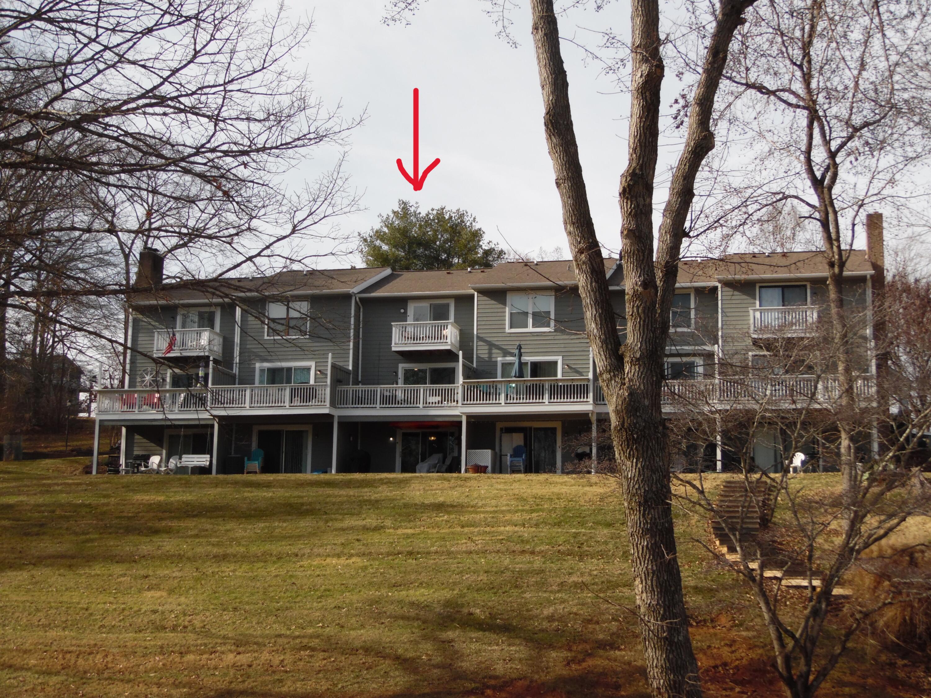 1788 Windlass Road, Unit C4 Moneta, VA 24121 - Photo 75 of 79 Building from dock