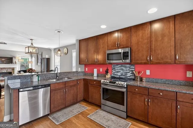 a picture of a bench in front of door