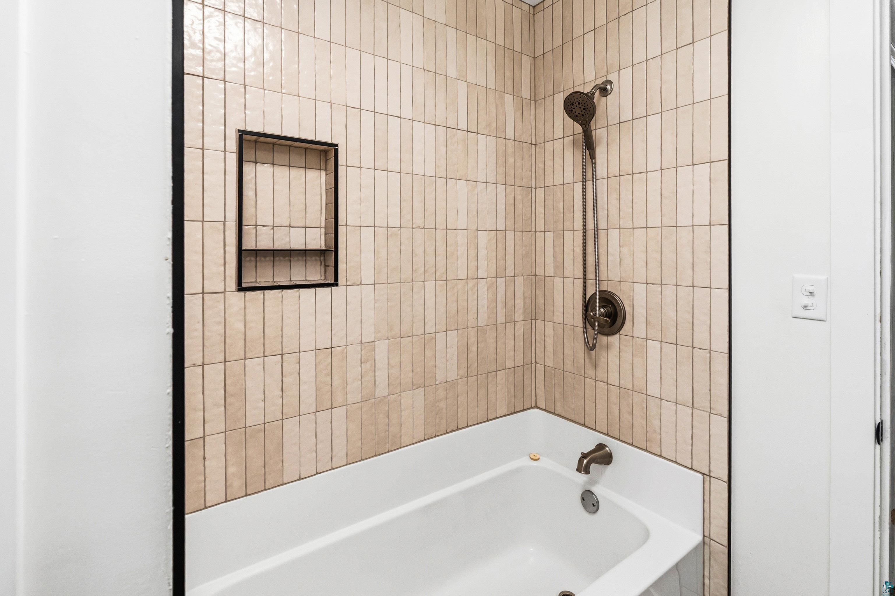 4215 London Road Duluth, MN 55804 - Photo 18 of 36