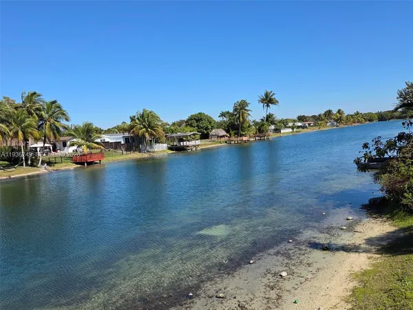 $1,145,000 | 14545 Southwest 75th Street, Miami, FL 33183