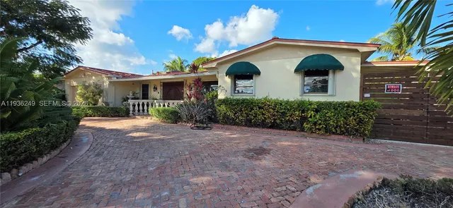 $1,199,000 | 14545 Southwest 75th Street, Miami, FL 33183