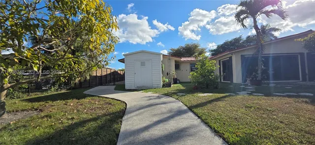 $1,199,000 | 14545 Southwest 75th Street, Miami, FL 33183