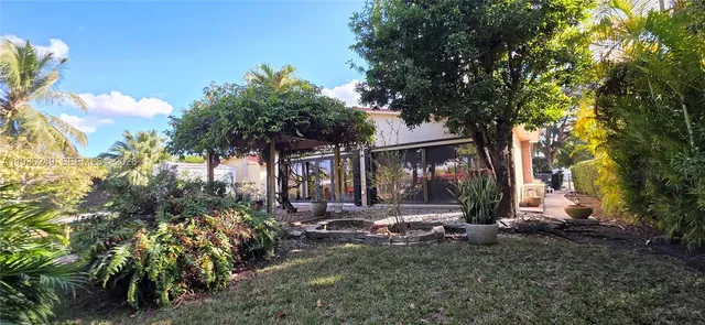 $1,199,000 | 14545 Southwest 75th Street, Miami, FL 33183