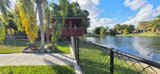 $1,199,000 | 14545 Southwest 75th Street, Miami, FL 33183