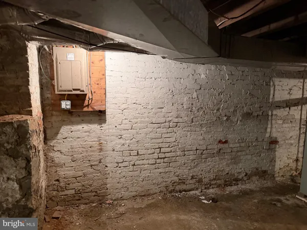 $225,000 | 1405 West 2nd Street, Wilmington, DE 19805