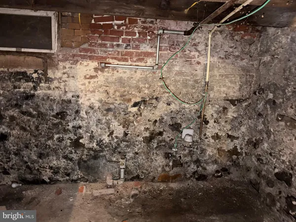$225,000 | 1405 West 2nd Street, Wilmington, DE 19805