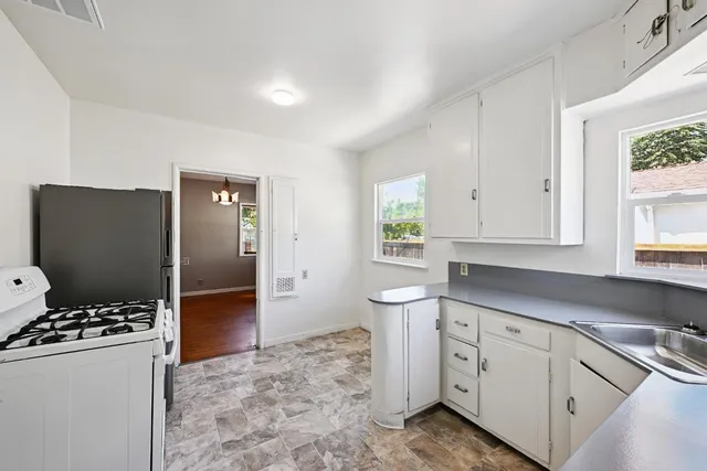 $339,900 | 3829 39th Street, Sacramento, CA 95820