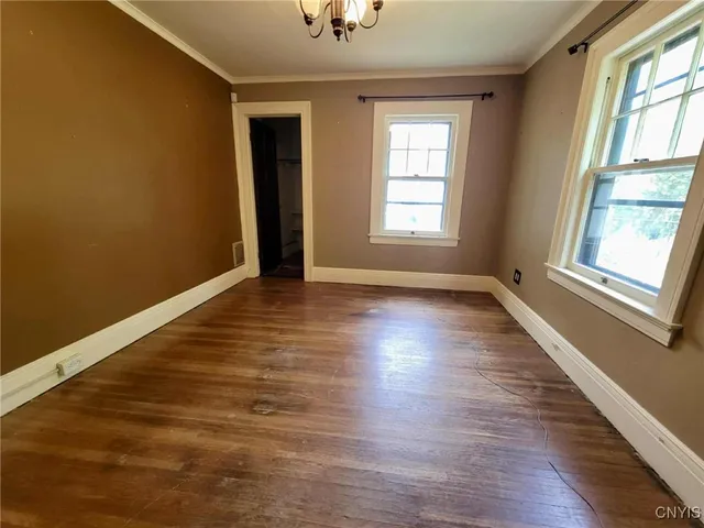 $239,000 | 709 Parkway East, Utica, NY 13501