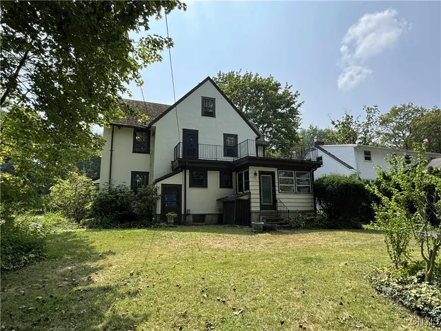 $239,000 | 709 Parkway East, Utica, NY 13501