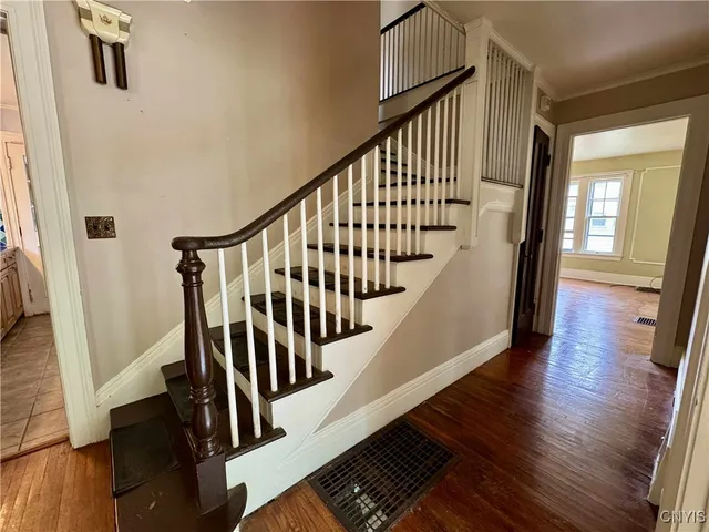 $239,000 | 709 Parkway East, Utica, NY 13501