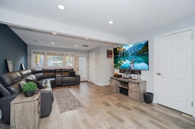 $645,000 | 13 Bartle Road, Somerset, NJ 08873