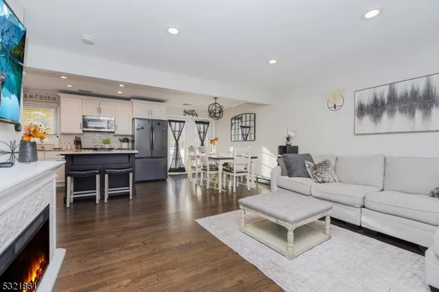 $645,000 | 13 Bartle Road, Somerset, NJ 08873