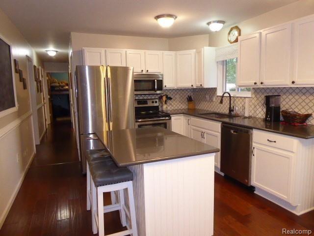 2296 Rose Street Howell, MI 48843 - Photo 3 of 11