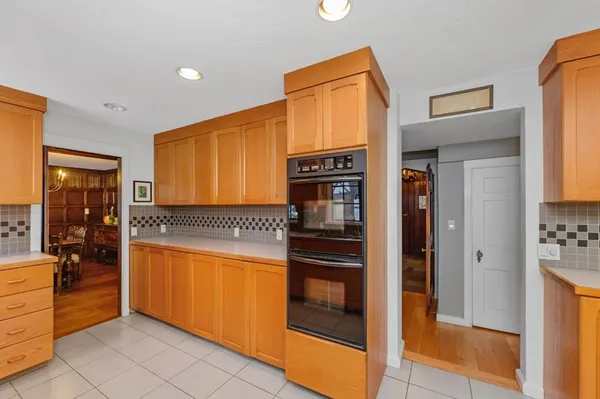 $2,250,000 | 764 Hammond Street, Brookline, MA 02467