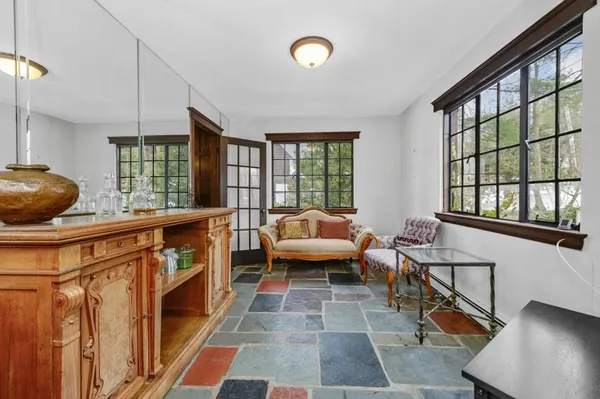 $2,250,000 | 764 Hammond Street, Brookline, MA 02467